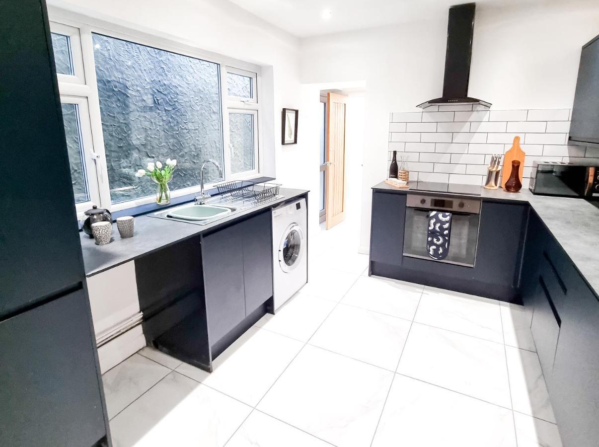 Spacious 3-Bed Near The City Centre Swansea Esterno foto